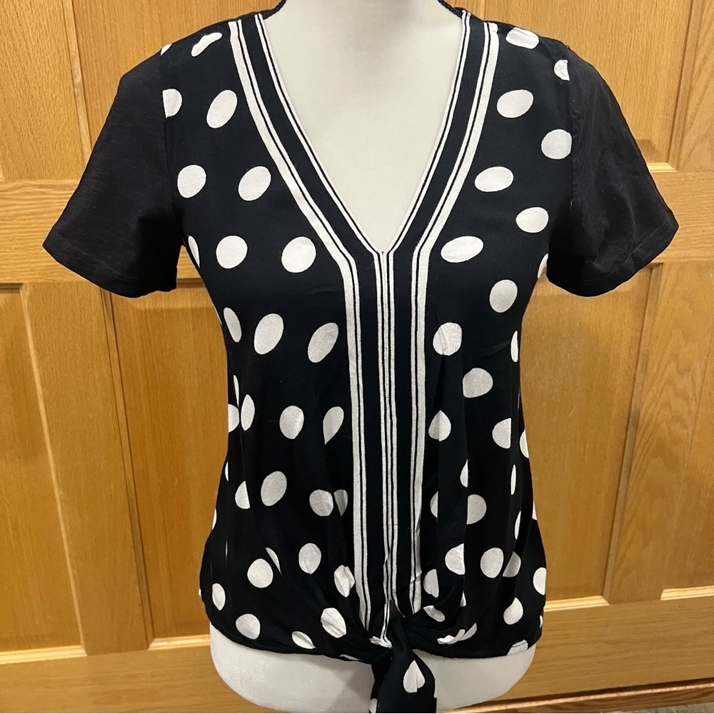Anthropologie Akemi + Kin Polka Dot Blouse Black Small Women V-Neckline Tie Knot - Picture 11 of 11